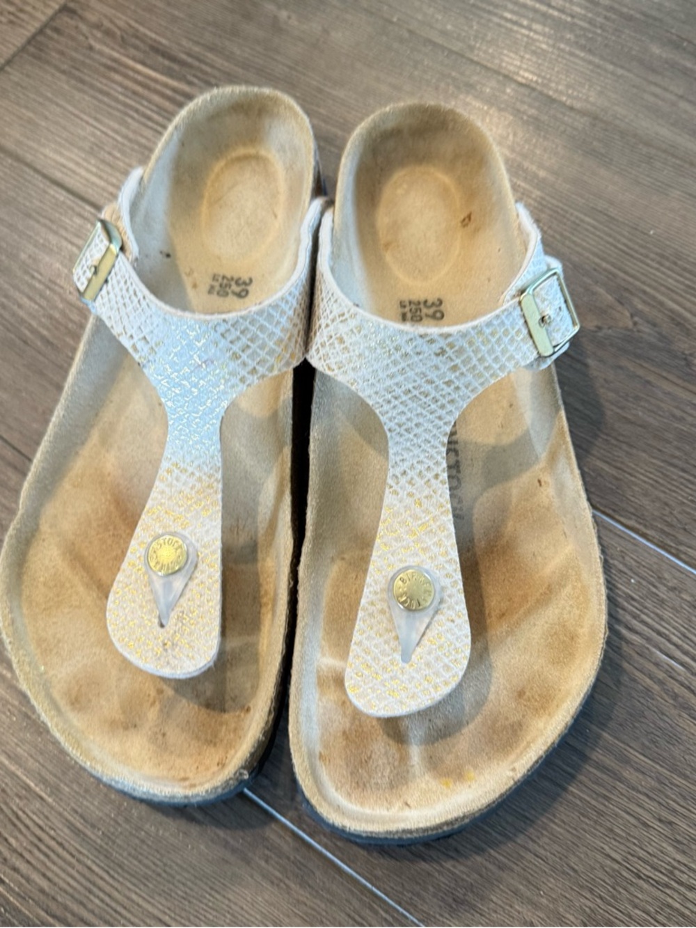 Birkenstock Metallic Snake Print Gizeh Sandals Size 8